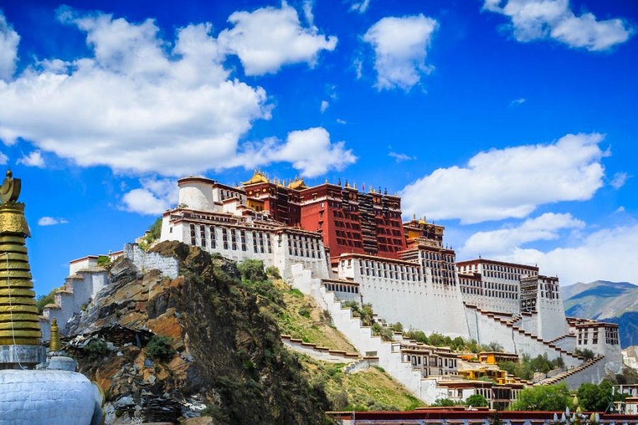 Lhasa Holiday Package